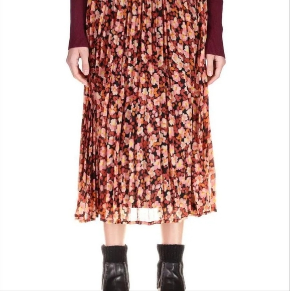 Sanctuary pleated flower print skirt - Picture 2 of 2